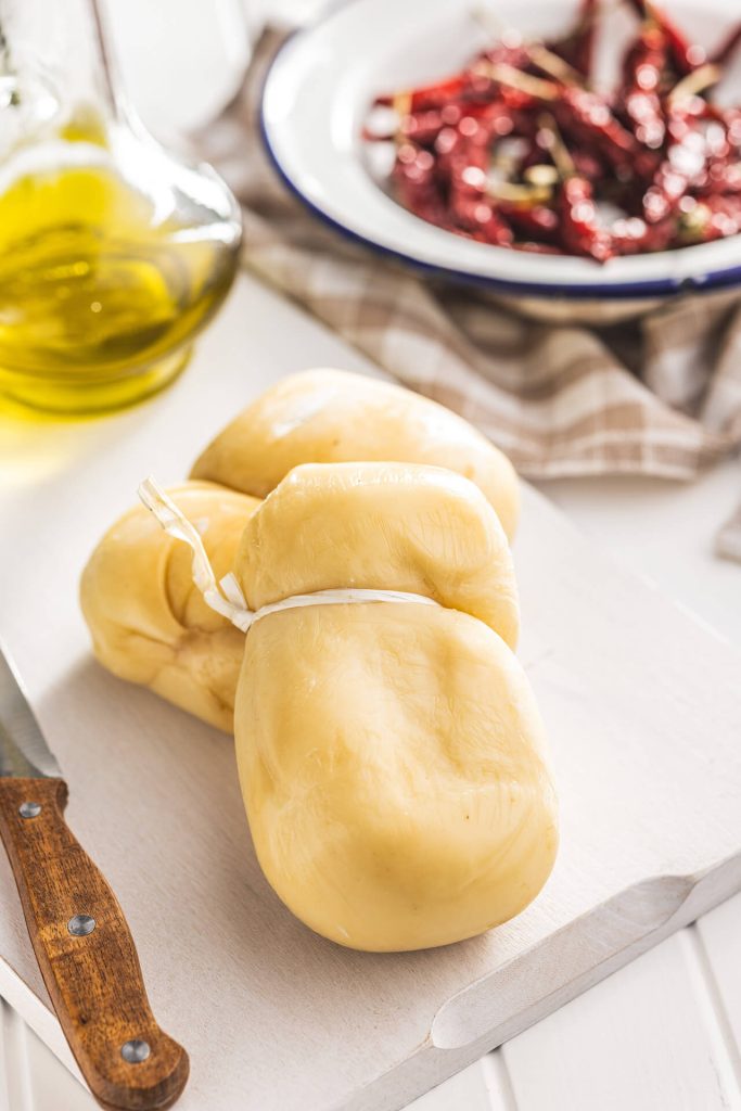 Gerookte scamorza kaas uit Puglia