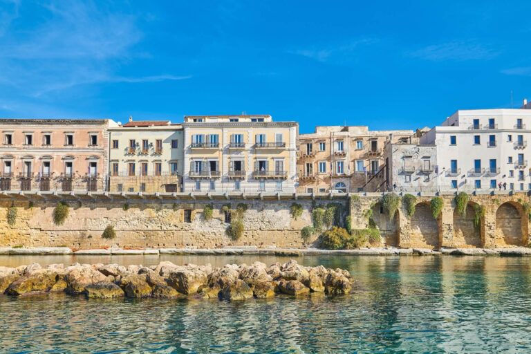 Taranto is een intrigerende stad aan de Ionische kust van Puglia